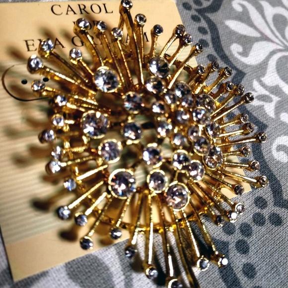 NWT Beautiful gold tone starburst 2.5" brooch - Picture 2 of 3